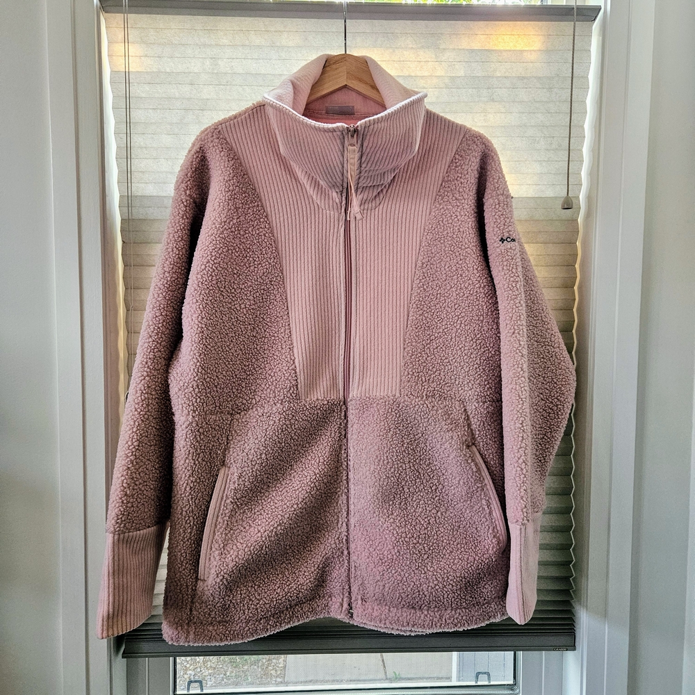 COLUMBUA LIGHT PINK FLEECE ZIP UP WITH RIBBED DETAIL SIZE LARGE